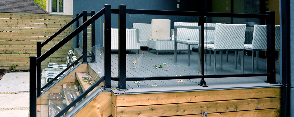 Aluminum glass railing system