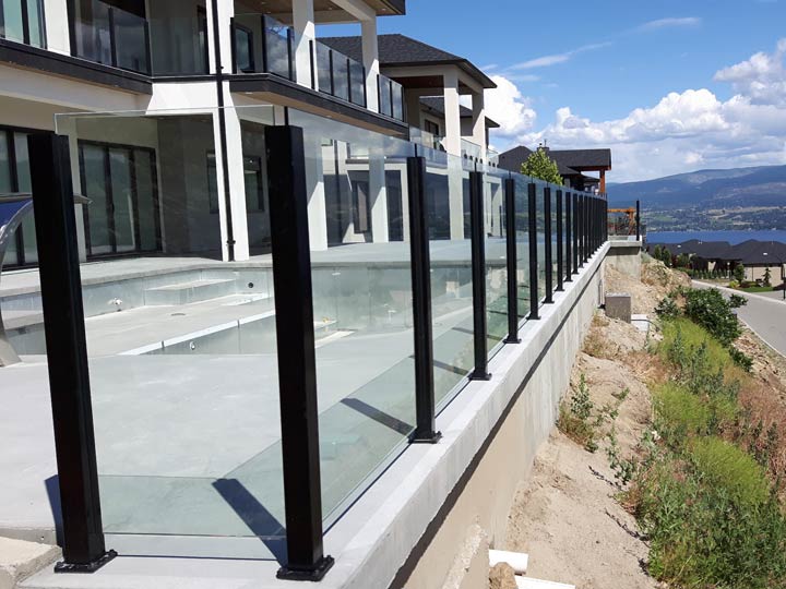 Designing Aluminum Posts for Glass Railings: A Comprehensive Guide