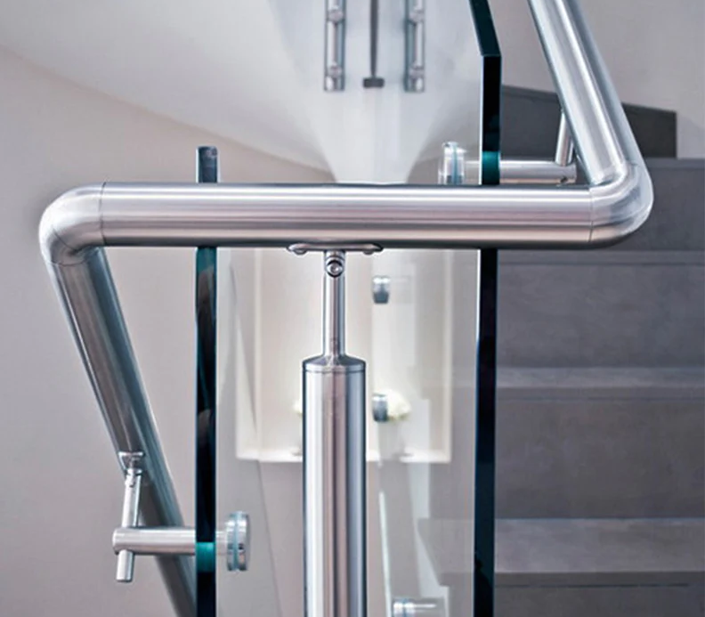 What Should We Know about Handrail Support？