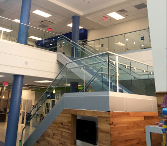 Case Studies of Successful Glass Railing Projects: Challenges and Benefits