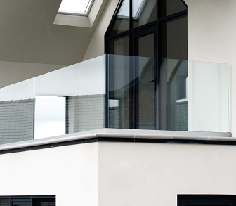 Types of Glass Railings: Exploring Frameless, Semi-Frameless, and Post-and-Rail Systems