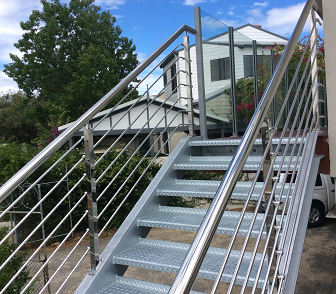 Selecting the Correct Grade of Stainless Steel Railing